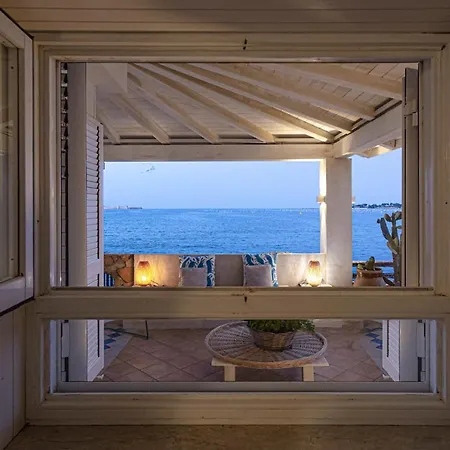 Vivimar Villa *